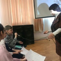 Лариса Докучаева провела занятия по родологии в шк№63 - Фонд Семья ХХI – век